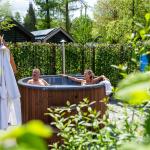 Bosvlucht met hottub