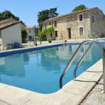 2 Huizen en 5 vakantiehuizen nabij Villefagnan, Charente